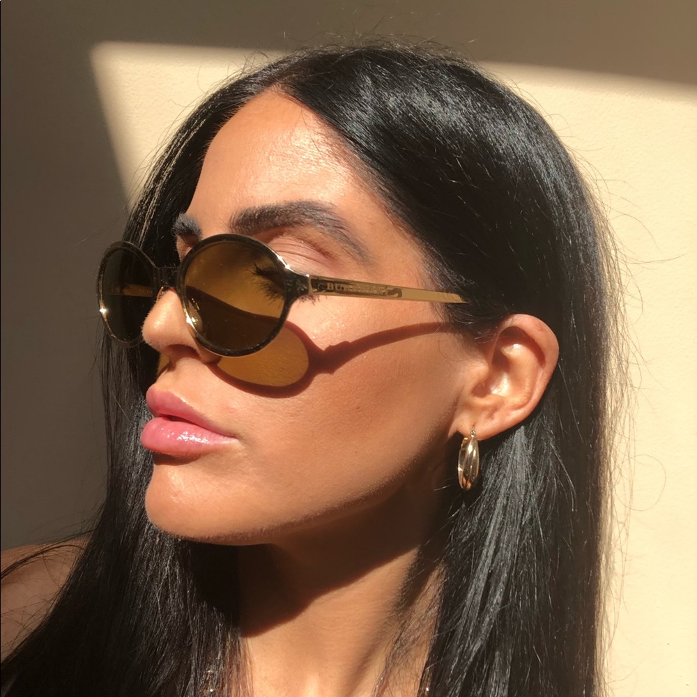 BURBERRY Vintage Gold Frame Oval Sunglasses - Picture 2 of 8